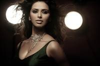 pic for Meenakshi Dixit Hot 480x320